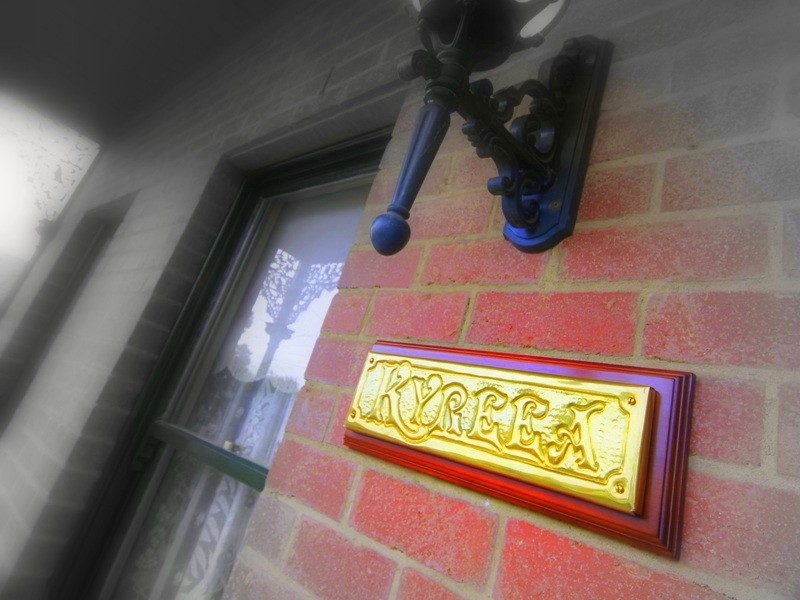 2 Ferry Crescent, Brunswick West VIC 3055