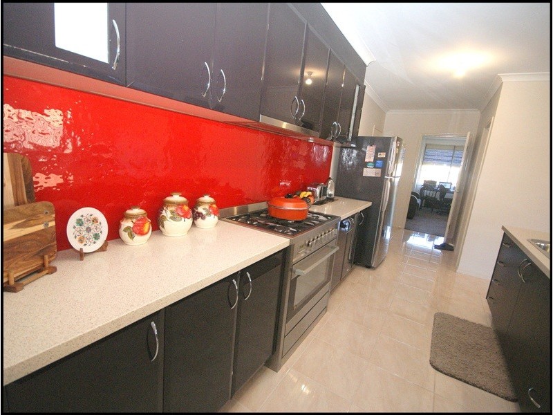 303 Waterview Boulevard, Craigieburn VIC 3064