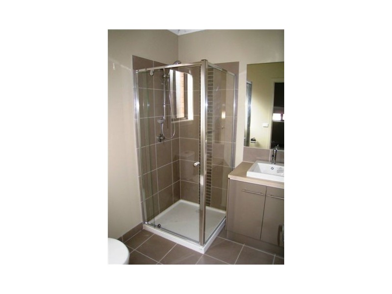 16 Sherrington Grange, Derrimut VIC 3030