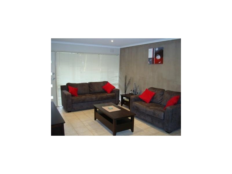 27/25 Goble Street, Niddrie VIC 3042