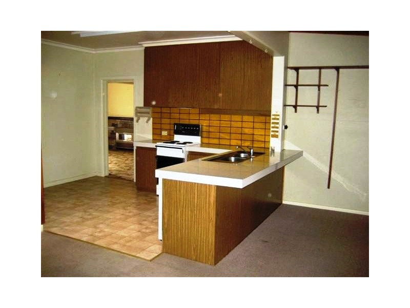 27 Langton Street, Glenroy VIC 3046