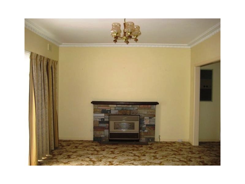 27 Langton Street, Glenroy VIC 3046