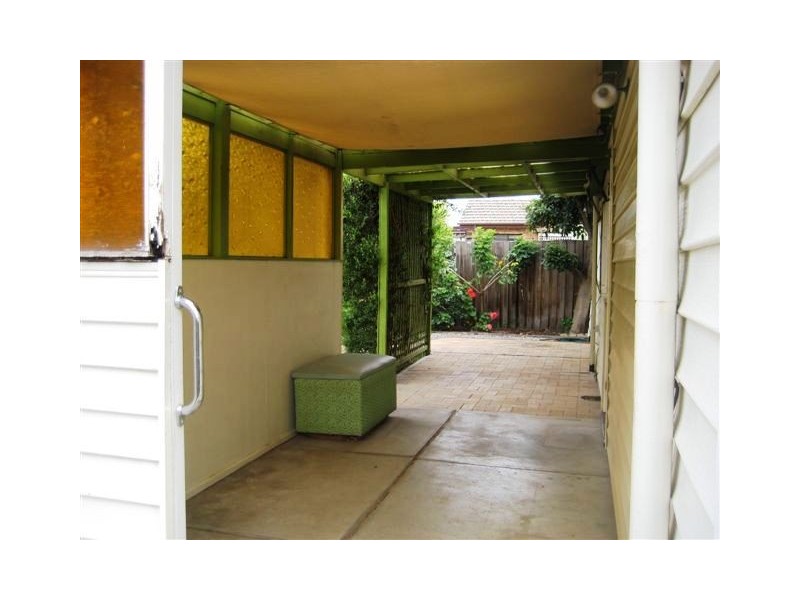 27 Langton Street, Glenroy VIC 3046