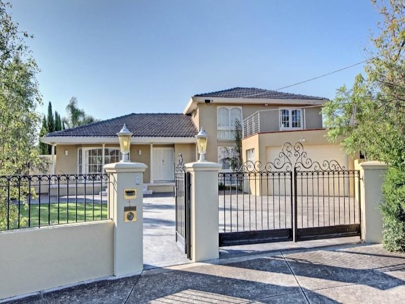 1 Avon Court, Keilor VIC 3036