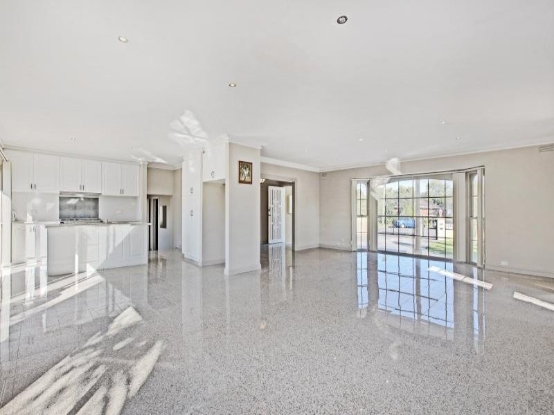 1 Avon Court, Keilor VIC 3036