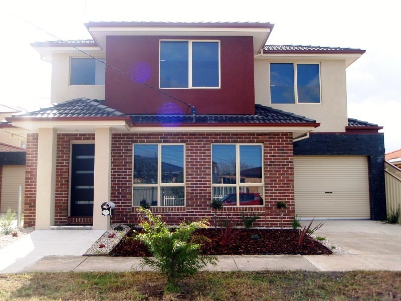 4/34-36 Vaucluse Avenue, Gladstone Park VIC 3043