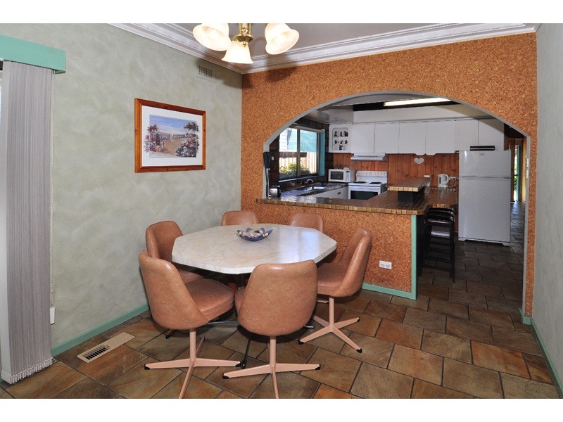 18 Parker Street, Pascoe Vale VIC 3044