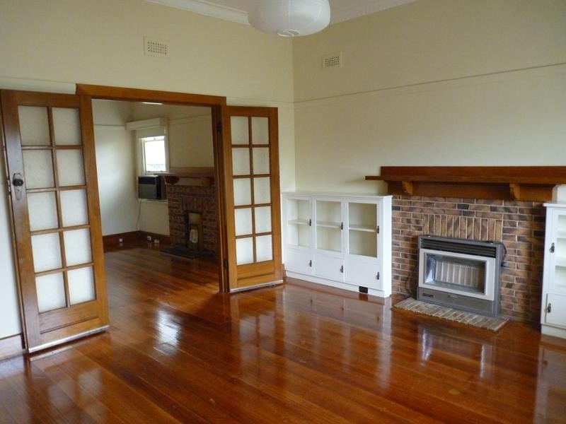 74 Roberts Street, Essendon VIC 3040