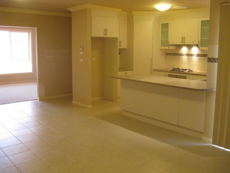 32A SHAW STREET, Niddrie VIC 3042