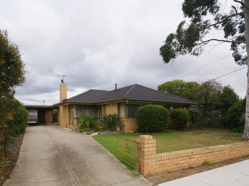 19 Berembong Drive, Keilor East VIC 3033