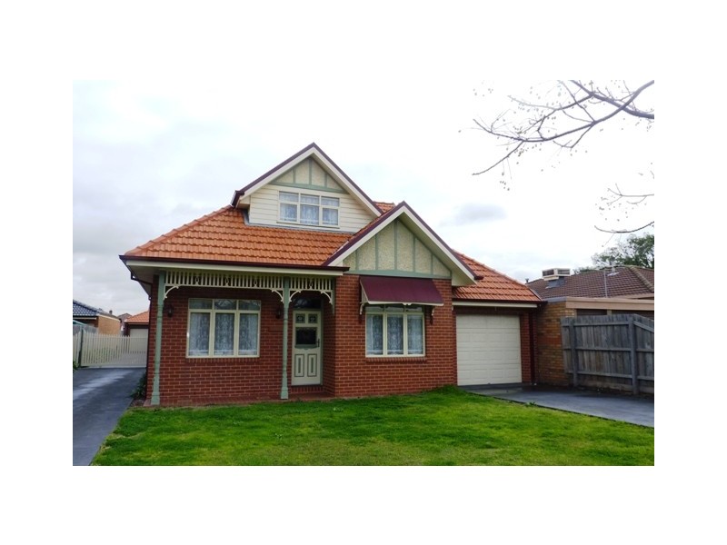 1/153 Roberts Street, Essendon VIC 3040