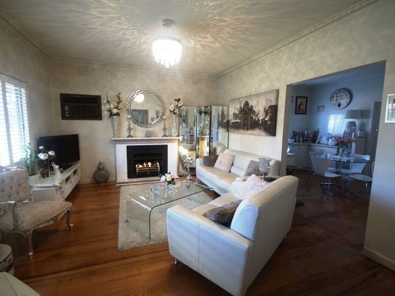 145 Victory Road, Airport West VIC 3042