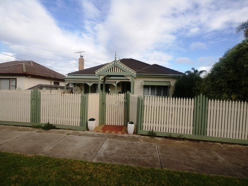 145 Victory Road, Airport West VIC 3042