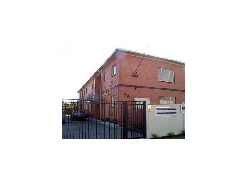 5/1A Gilbertson Street, Essendon North VIC 3041
