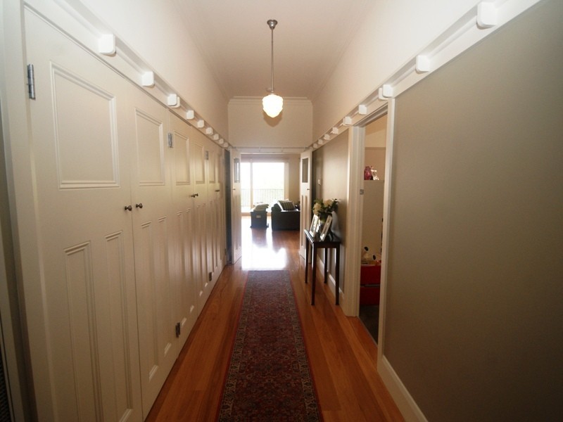 16 Alfred Road, Essendon VIC 3040