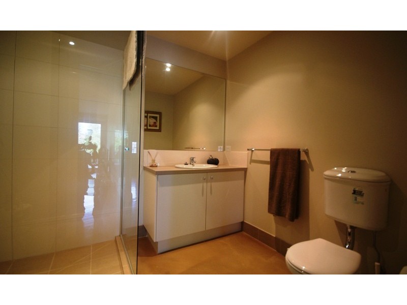 16 Alfred Road, Essendon VIC 3040