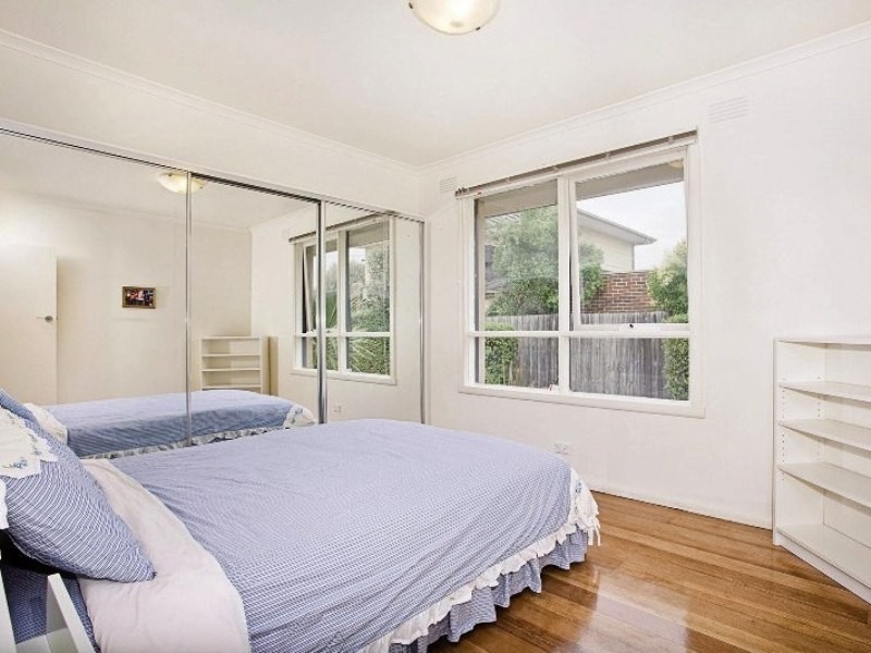 2/8 Keam Street, Essendon North VIC 3041