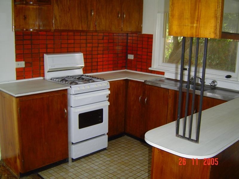 2/36 Royal Avenue, Essendon North VIC 3041