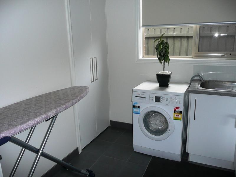 31 Watt Avenue, Oak Park VIC 3046