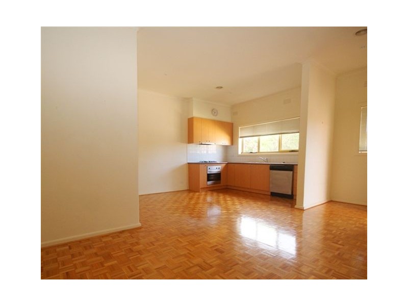 1/12 Forrester Street, Essendon VIC 3040