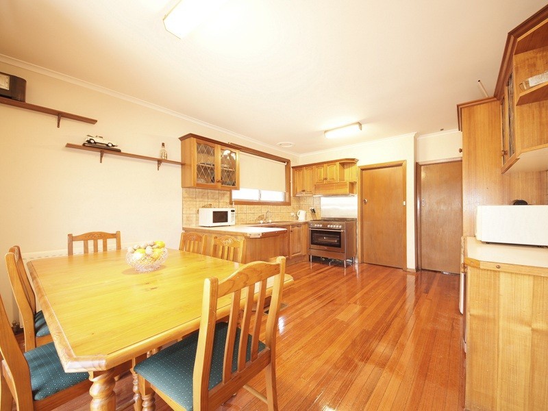 26 Orford Road, St Albans VIC 3021