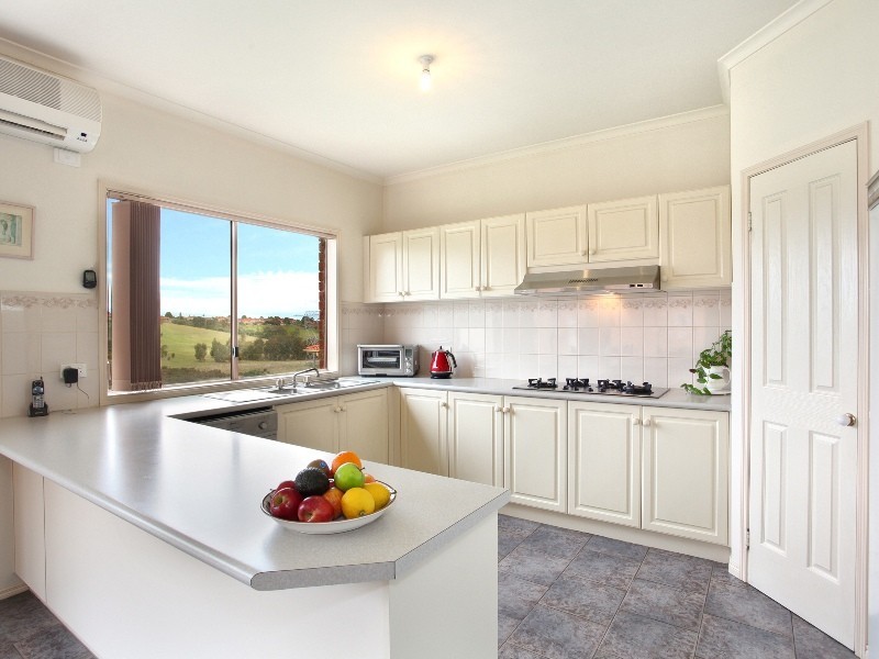 31 Piccadilly Court, Greenvale VIC 3059