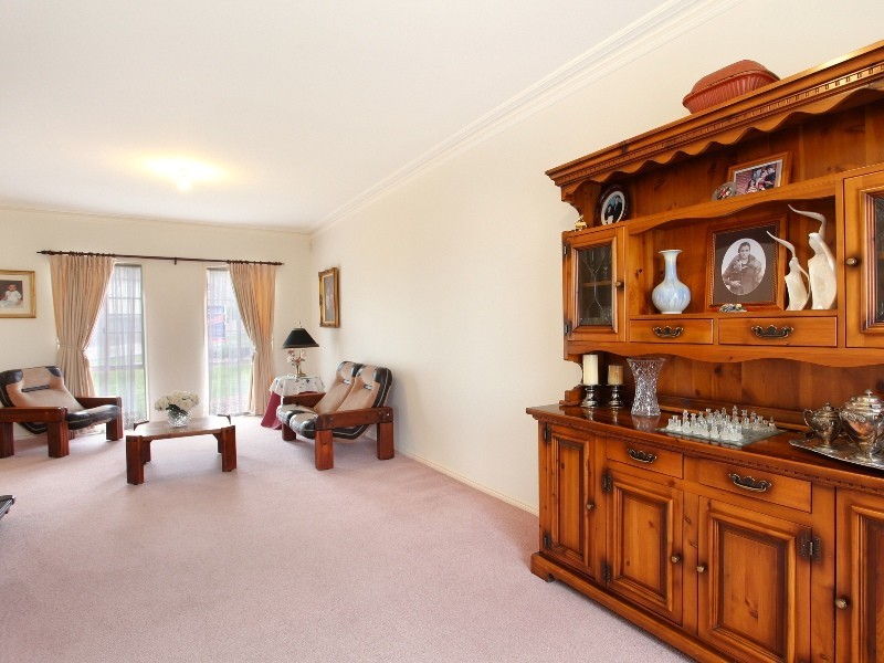 31 Piccadilly Court, Greenvale VIC 3059