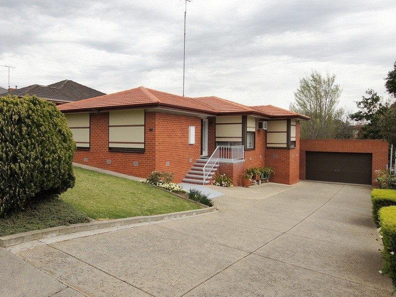 35 Kingsley Road, Airport West VIC 3042