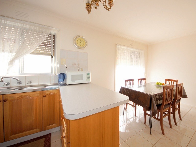 35 Kingsley Road, Airport West VIC 3042