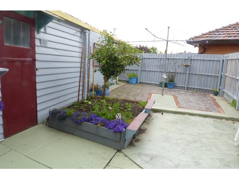 1/26 Dinah Parade, Keilor East VIC 3033