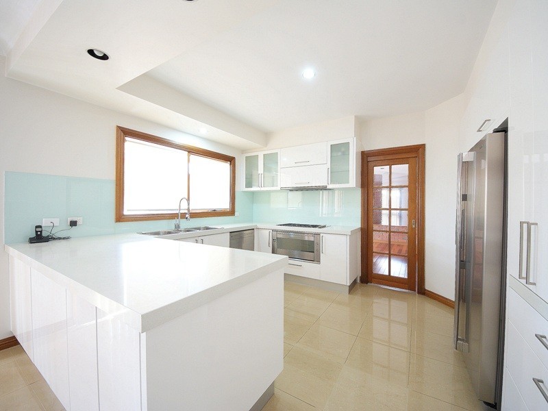 Avondale Heights VIC 3034