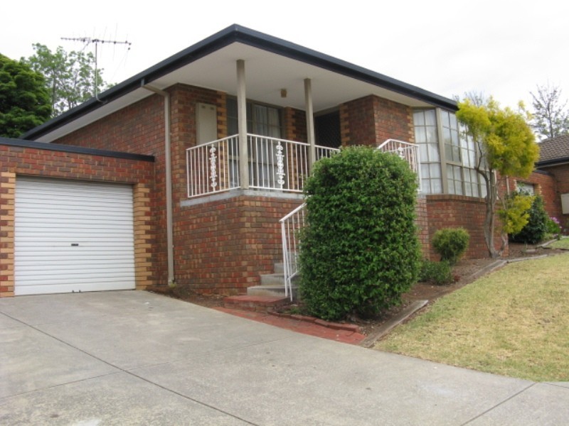4/165 Mascoma Street, Strathmore VIC 3041