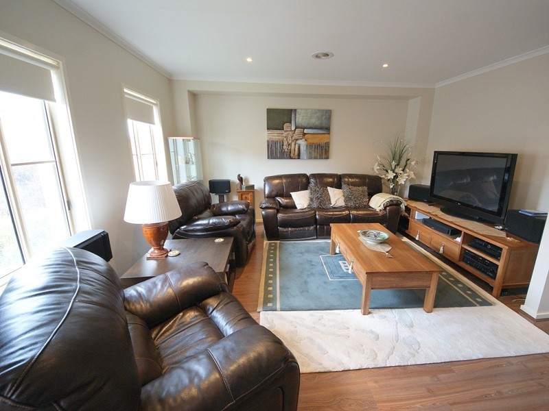 11/46-54 Gowanbrae Drive, Gowanbrae VIC 3043