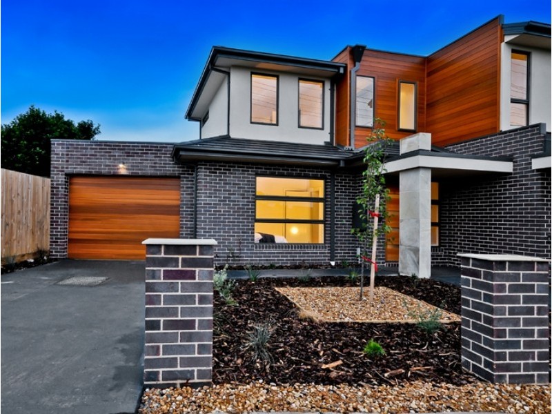 1/2 Dinah Parade, Keilor East VIC 3033