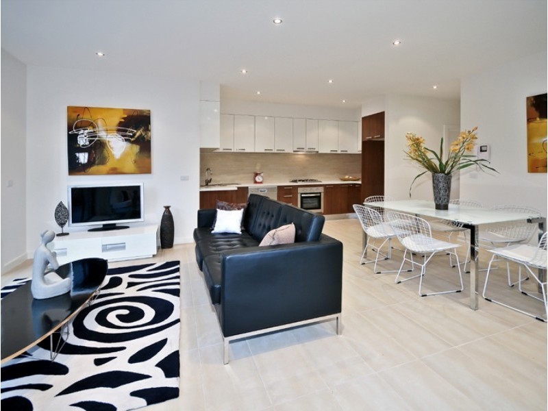 1/2 Dinah Parade, Keilor East VIC 3033