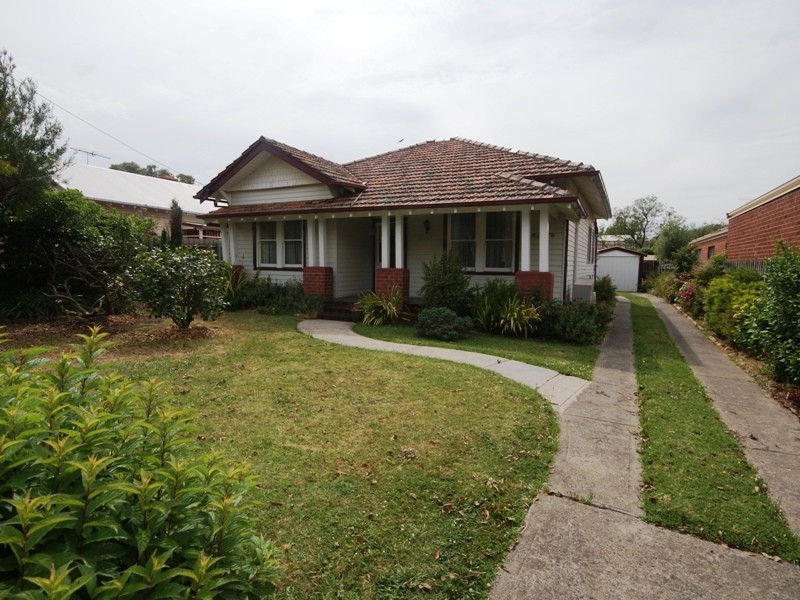 14 Thelma Avenue, Essendon VIC 3040