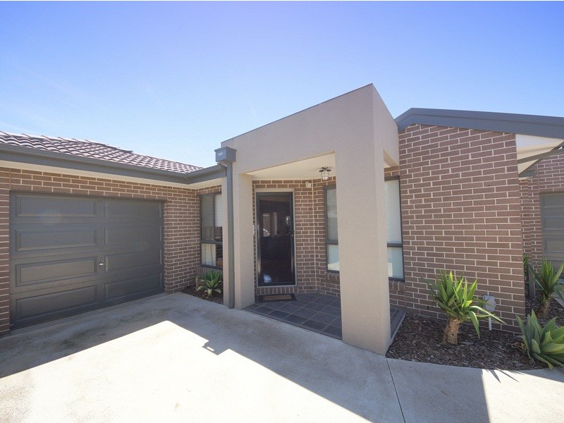 3/88 Hawker Street, Airport West VIC 3042