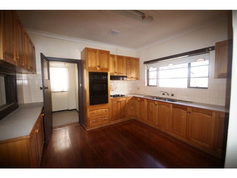 87 South Street, Hadfield VIC 3046