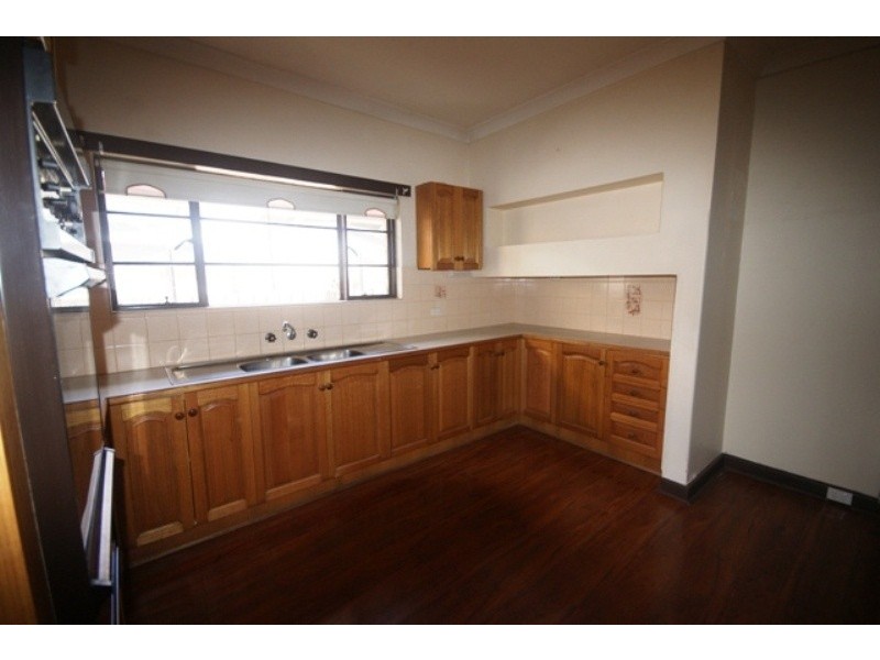 87 South Street, Hadfield VIC 3046