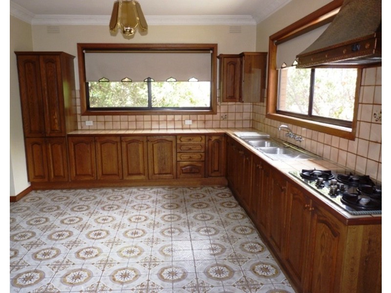 16 Thistle Street, Pascoe Vale VIC 3044