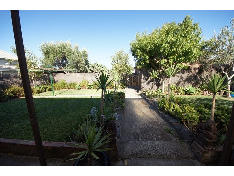 196 Gordon Street, Footscray VIC 3011