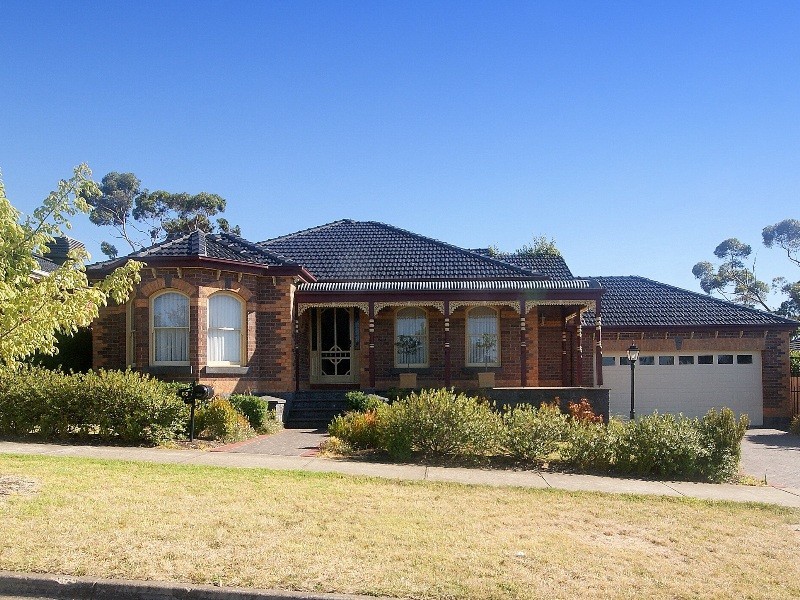 68 Hillcrest Drive, Westmeadows VIC 3049