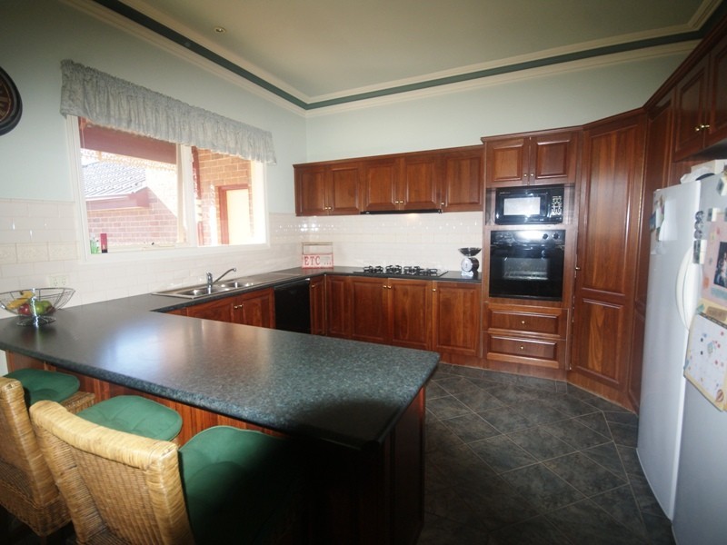 68 Hillcrest Drive, Westmeadows VIC 3049