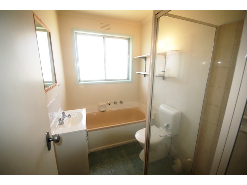 23 Hilbert Road, Airport West VIC 3042