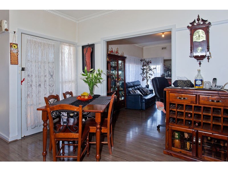 64 Teague Street, Niddrie VIC 3042