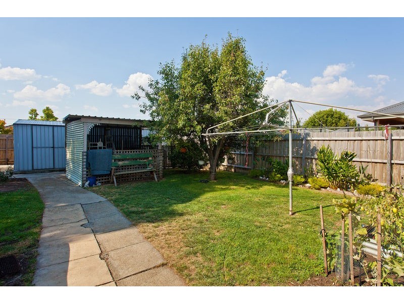 64 Teague Street, Niddrie VIC 3042