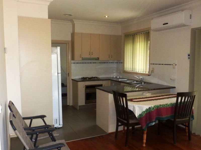 8/38 Gladstone Parade, Glenroy VIC 3046