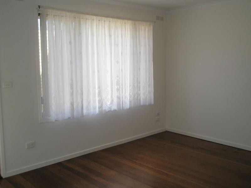 2/55 Fawkner Cres, Keilor East VIC 3033