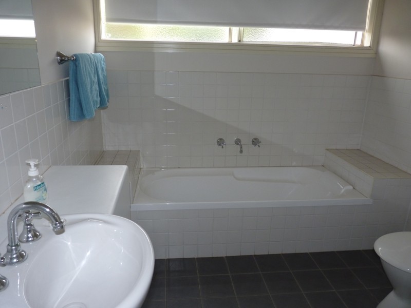 80A WAVERLEY STREET, Moonee Ponds VIC 3039