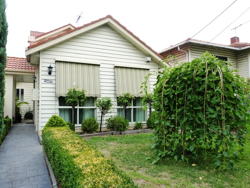 80A WAVERLEY STREET, Moonee Ponds VIC 3039